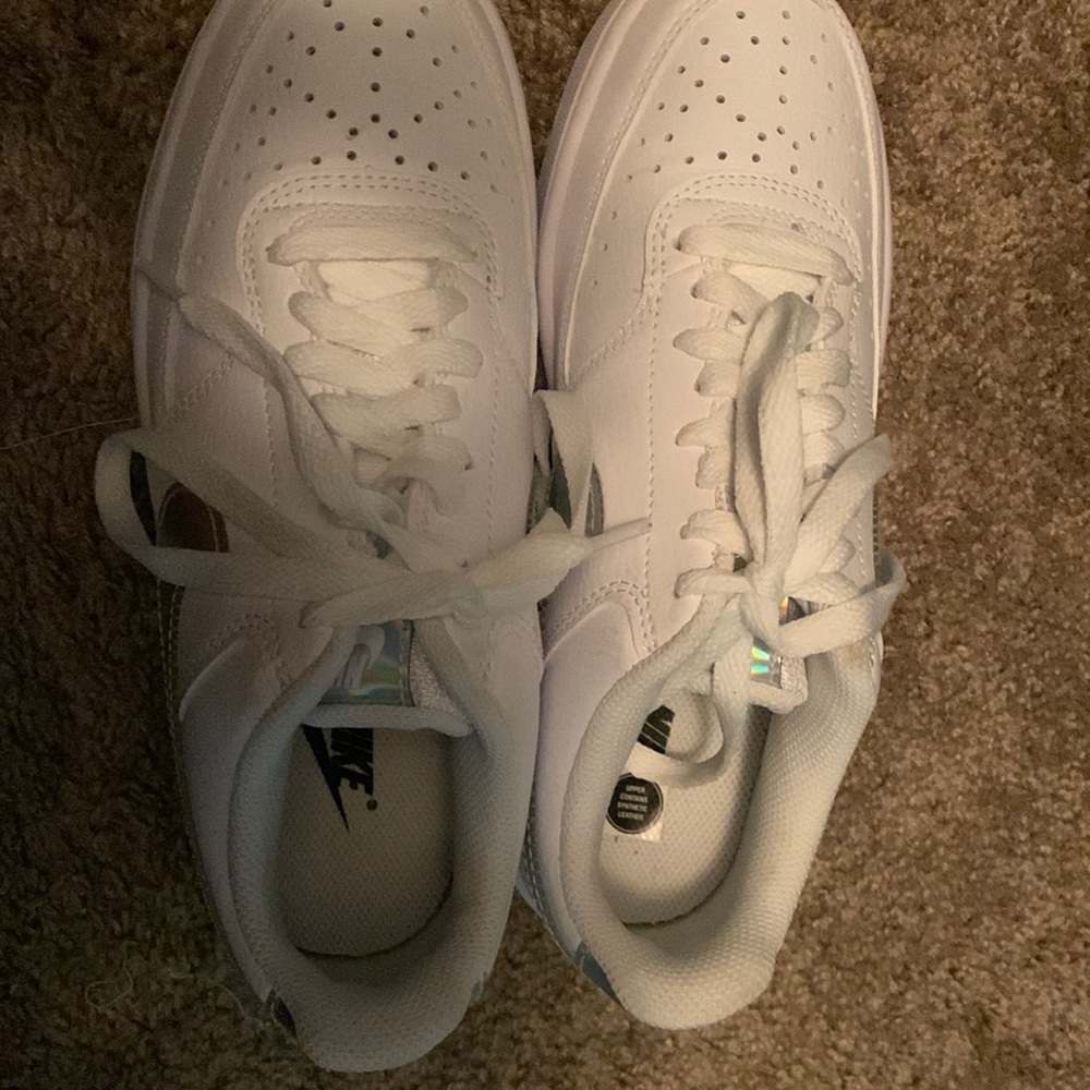 WOMENS NIKE SHOES